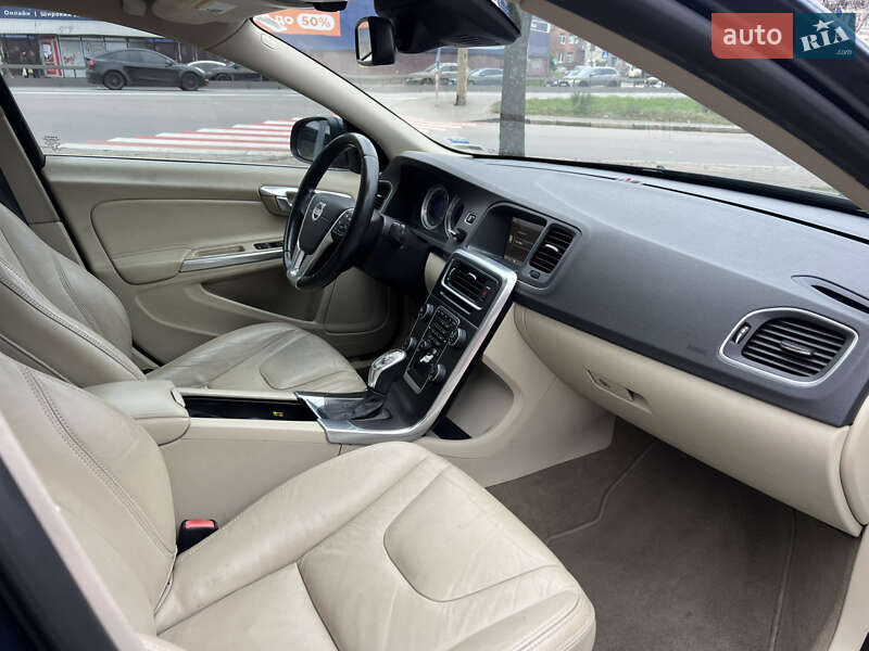 Седан Volvo S60 2012 в Києві фото 18 Седан Volvo S60 2012 в Києві