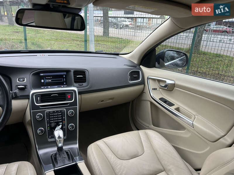 Седан Volvo S60 2012 в Києві фото 21 Седан Volvo S60 2012 в Києві