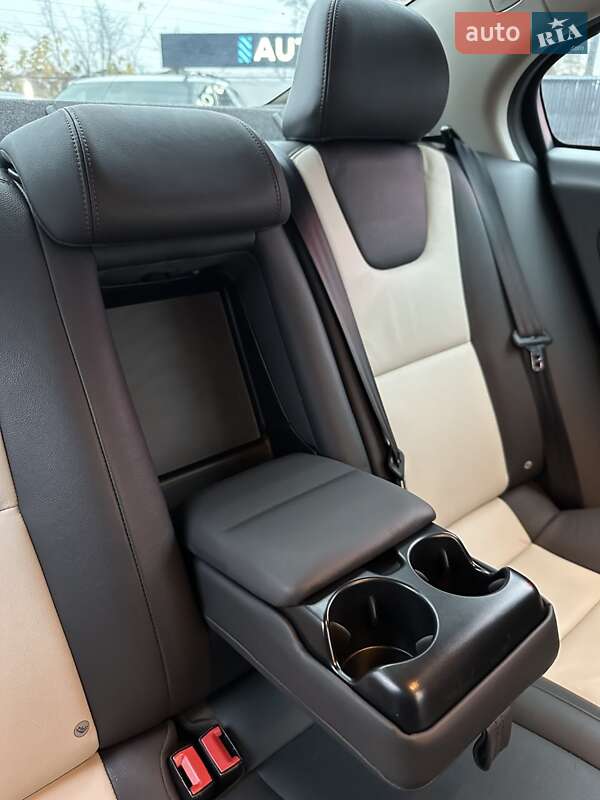Седан Volvo S60 2015 в Белогородке фото 27 Седан Volvo S60 2015 в Белогородке