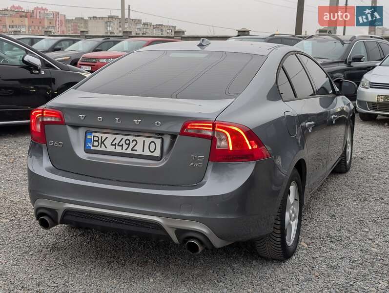 Седан Volvo S60 2017 в Ровно
