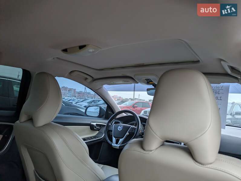 Седан Volvo S60 2017 в Ровно