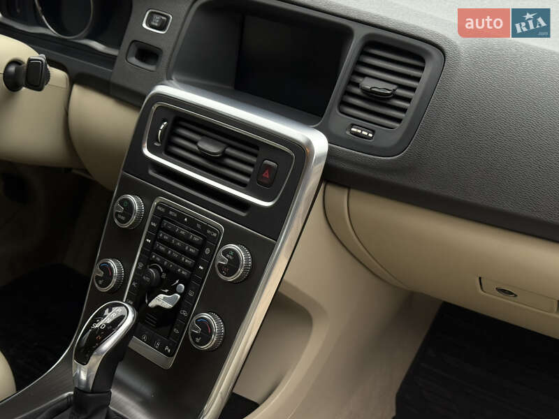 Седан Volvo S60 2014 в Ивано-Франковске фото 8 Седан Volvo S60 2014 в Ивано-Франковске