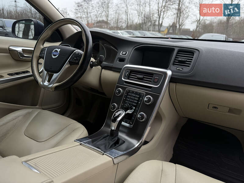 Седан Volvo S60 2014 в Ивано-Франковске фото 10 Седан Volvo S60 2014 в Ивано-Франковске