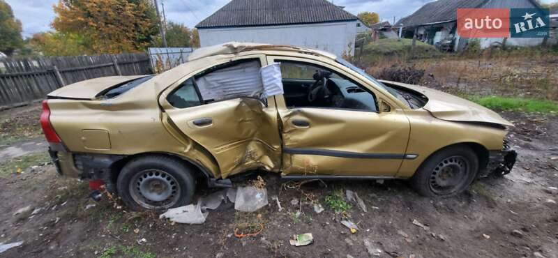 Седан Volvo S60 2001 в Лубнах