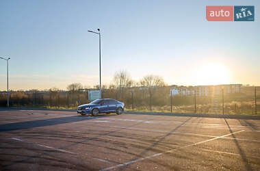 Седан Volvo S60 2017 в Ровно