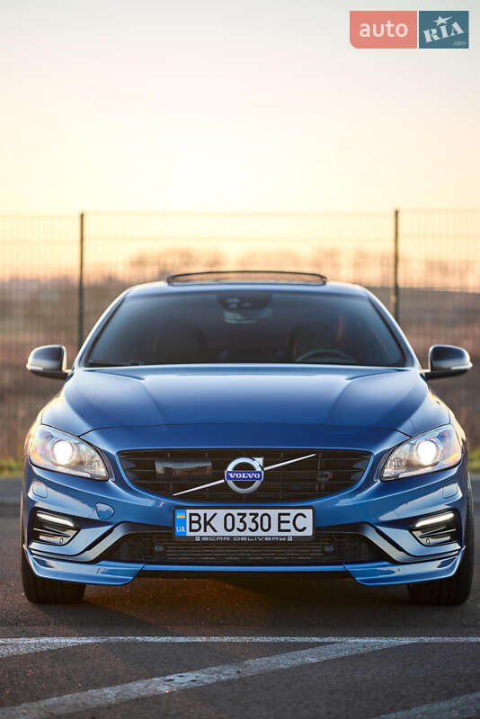 Седан Volvo S60 2017 в Ровно