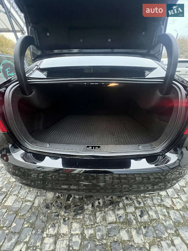 Седан Volvo S60 2014 в Львове