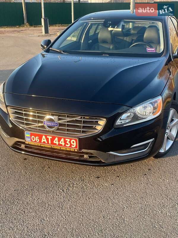 Седан Volvo S60 2016 в Житомире