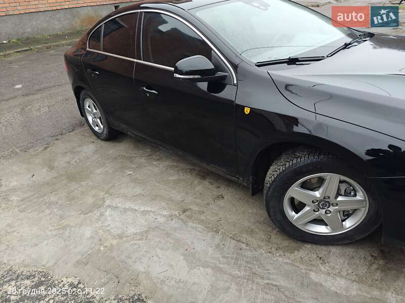 Седан Volvo S60 2013 в Полтаве