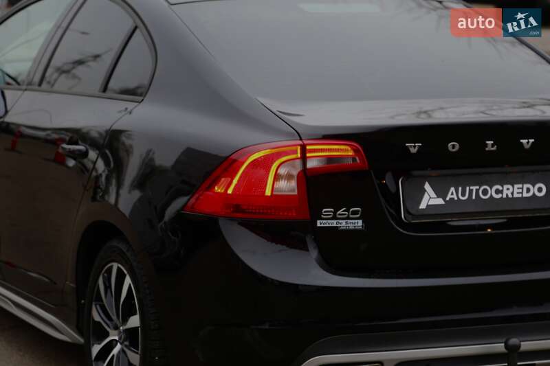 Седан Volvo S60 2017 в Киеве