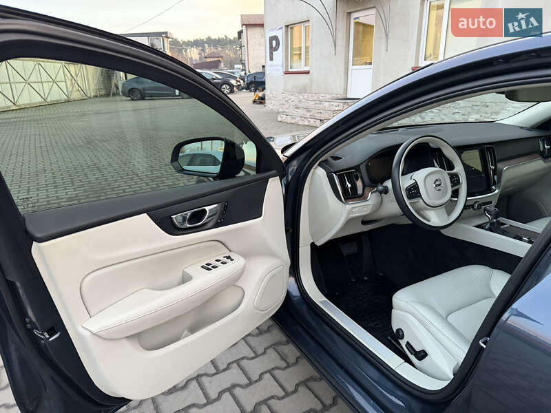 Седан Volvo S60 2021 в Луцьку