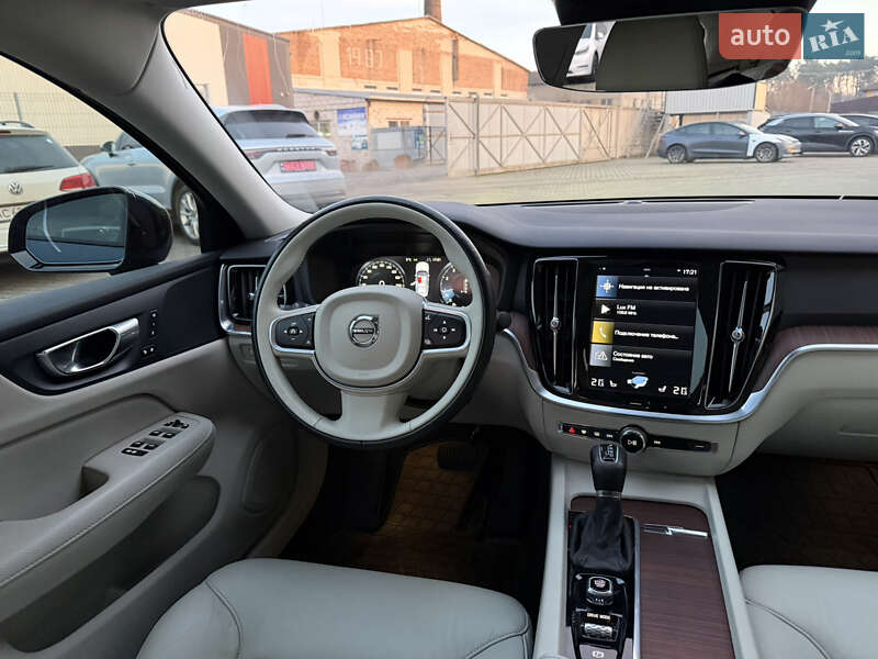 Седан Volvo S60 2021 в Луцьку