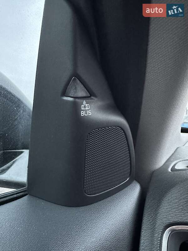 Седан Volvo S60 2015 в Белогородке