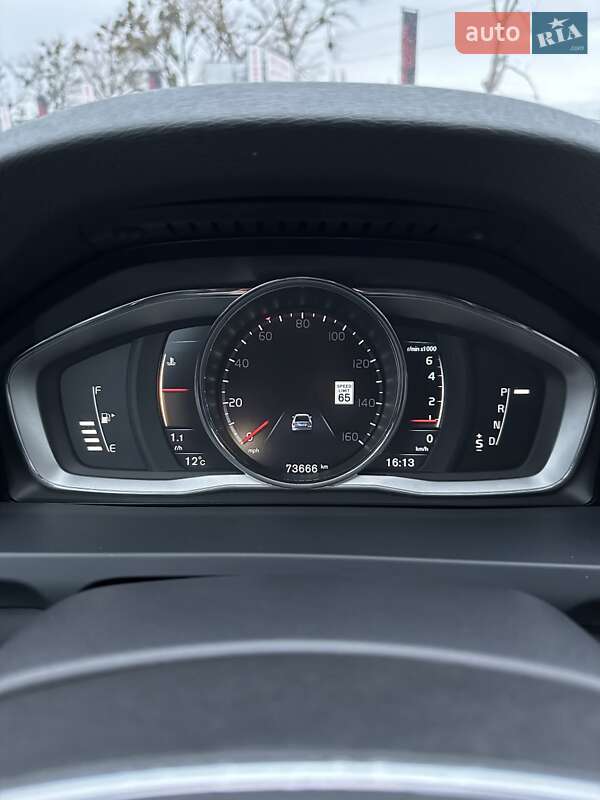 Седан Volvo S60 2015 в Белогородке