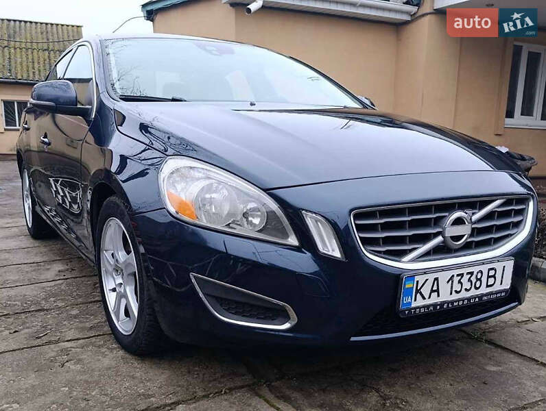 2011 Volvo S60, VIN YV1622FS1C2099052:plate — фото 1 (autoria)