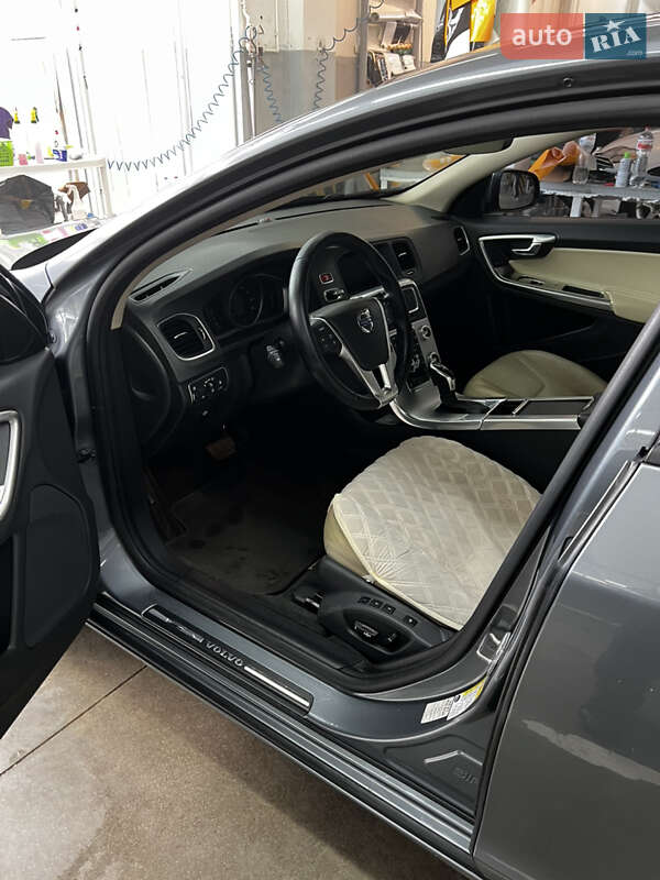 Седан Volvo S60 2016 в Николаеве фото 7 Седан Volvo S60 2016 в Николаеве