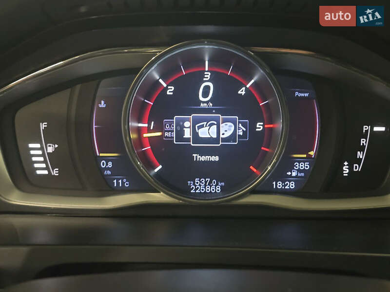 Седан Volvo S60 2015 в Житомире