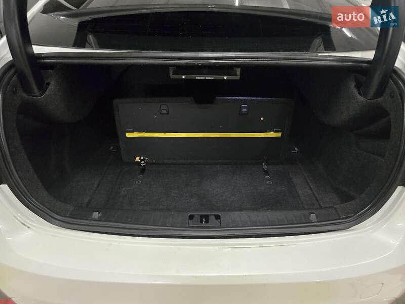 Седан Volvo S60 2015 в Житомире