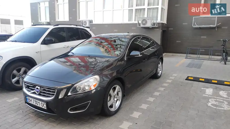 Volvo S60