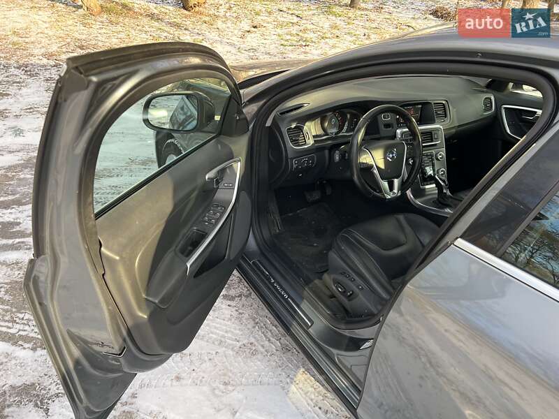 Седан Volvo S60 2016 в Днепре фото 11 Седан Volvo S60 2016 в Днепре
