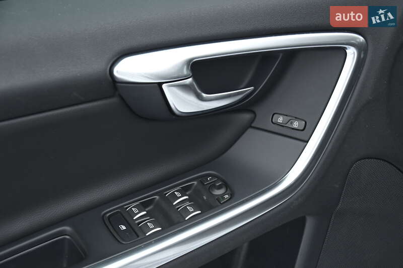 Седан Volvo S60 2018 в Бердичеве