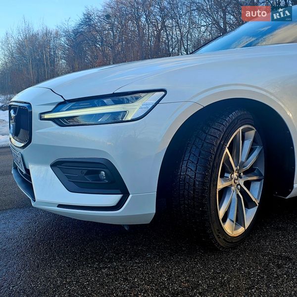 Седан Volvo S60 2020 в Киеве