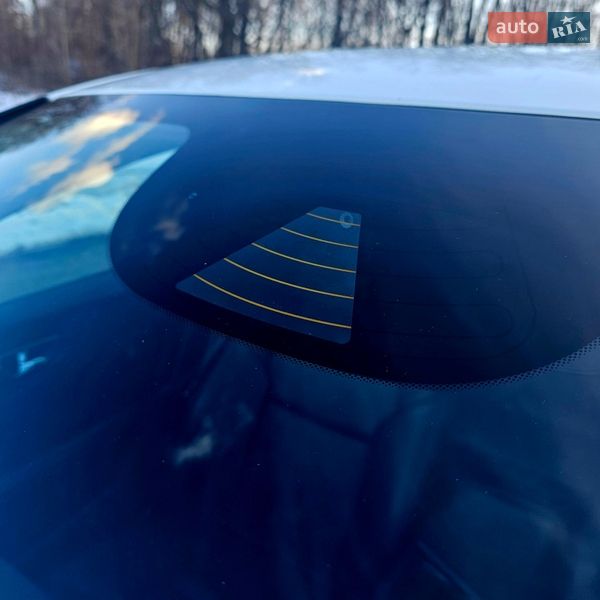 Седан Volvo S60 2020 в Киеве