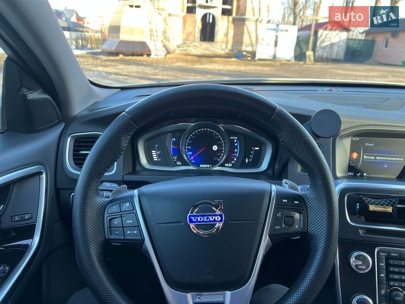 Седан Volvo S60 2014 в Тернополе