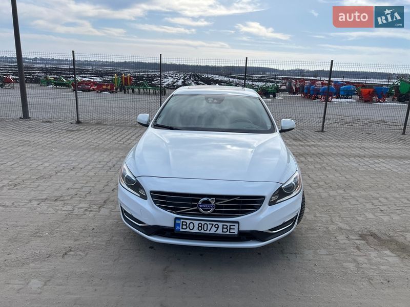Седан Volvo S60 2014 в Тернополе