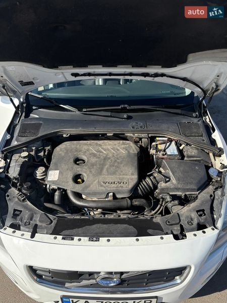 Седан Volvo S60 2013 в Киеве