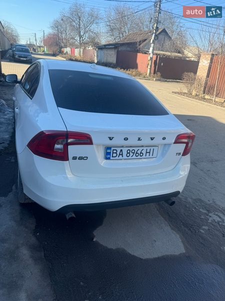 Седан Volvo S60 2012 в Киеве