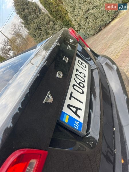 Седан Volvo S60 2012 в Калуше