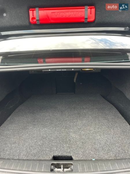 Седан Volvo S60 2012 в Калуше