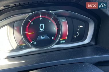 Седан Volvo S60 2013 в Бучі