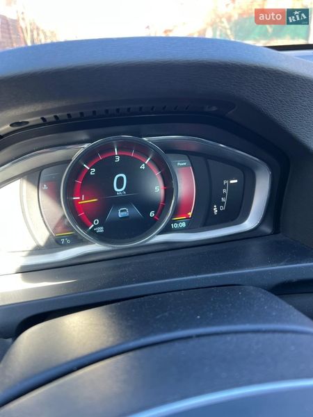 Седан Volvo S60 2013 в Бучі