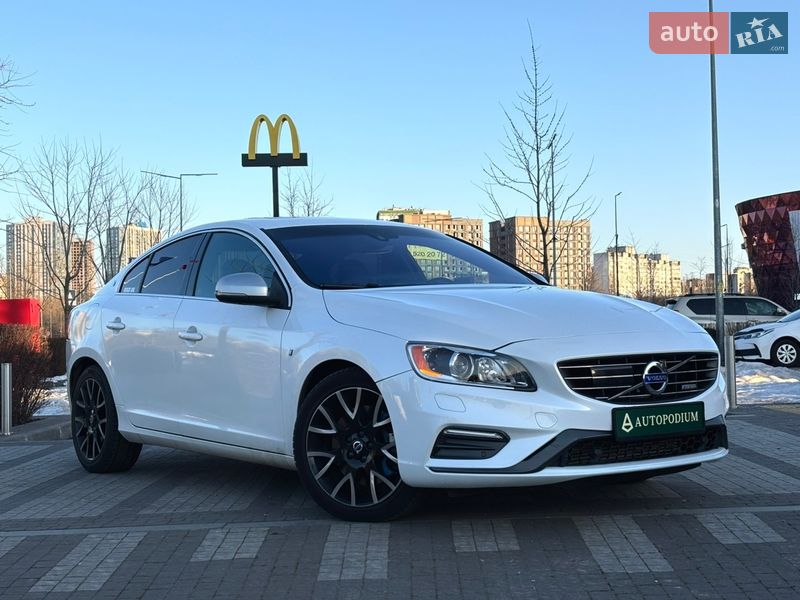 Volvo S60 2015