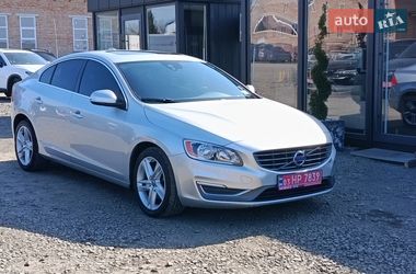 Седан Volvo S60 2013 в Луцке