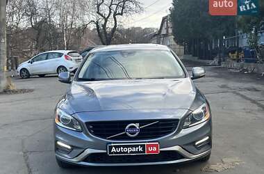 Седан Volvo S60 2016 в Киеве