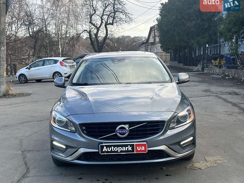 Седан Volvo S60 2016 в Києві