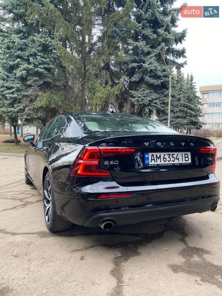 Седан Volvo S60 2019 в Житомирі