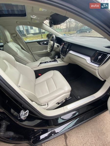 Седан Volvo S60 2019 в Житомирі