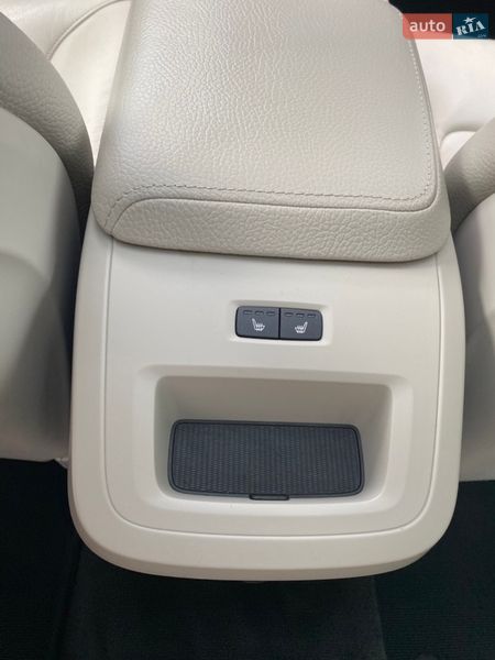 Седан Volvo S60 2019 в Житомирі