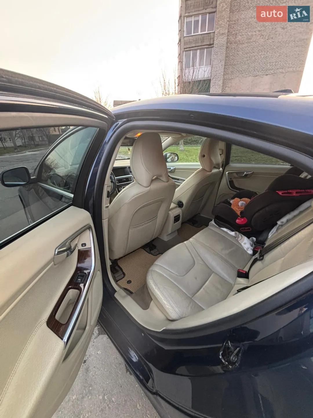 2011 Volvo S60 - мініатюра 12