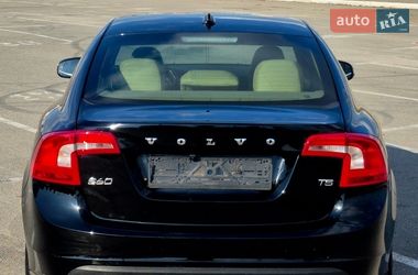 Седан Volvo S60 2012 в Києві