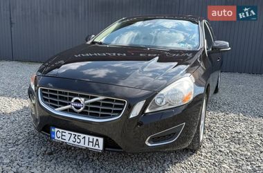 Седан Volvo S60 2012 в Чернівцях