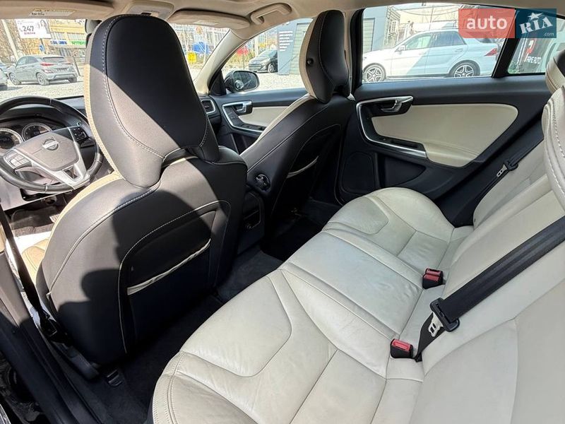 Седан Volvo S60 2012 в Черновцах фото 13 Седан Volvo S60 2012 в Черновцах
