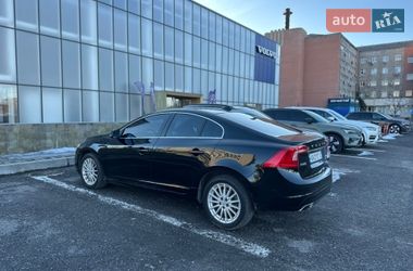 Седан Volvo S60 2014 в Новомосковську