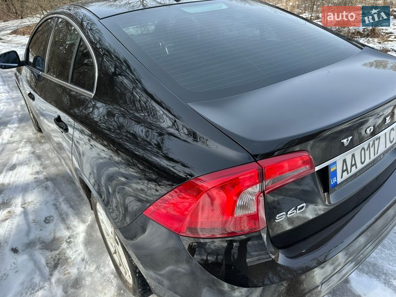 Седан Volvo S60 2014 в Новомосковске