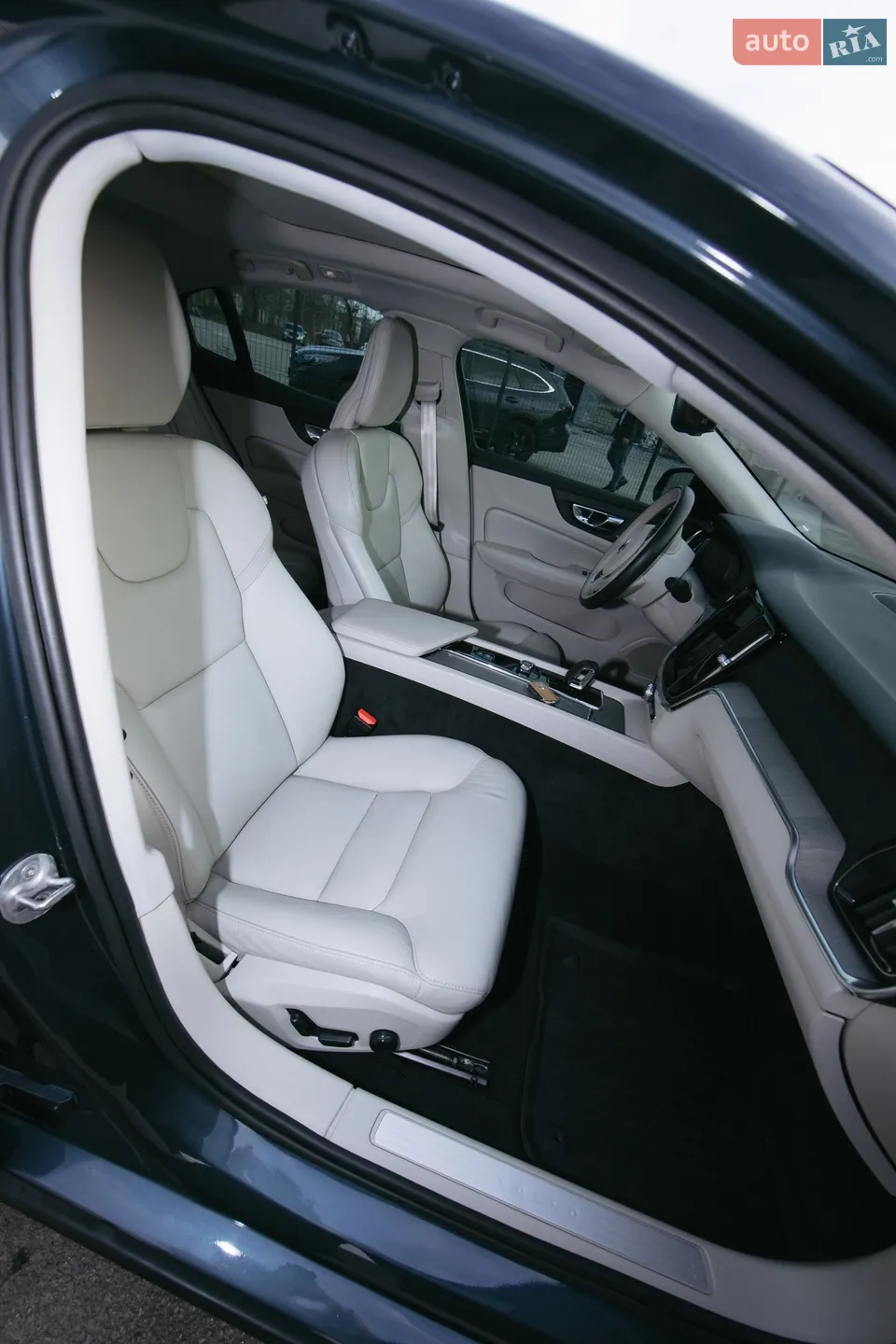 2023 Volvo S60 - мініатюра 25