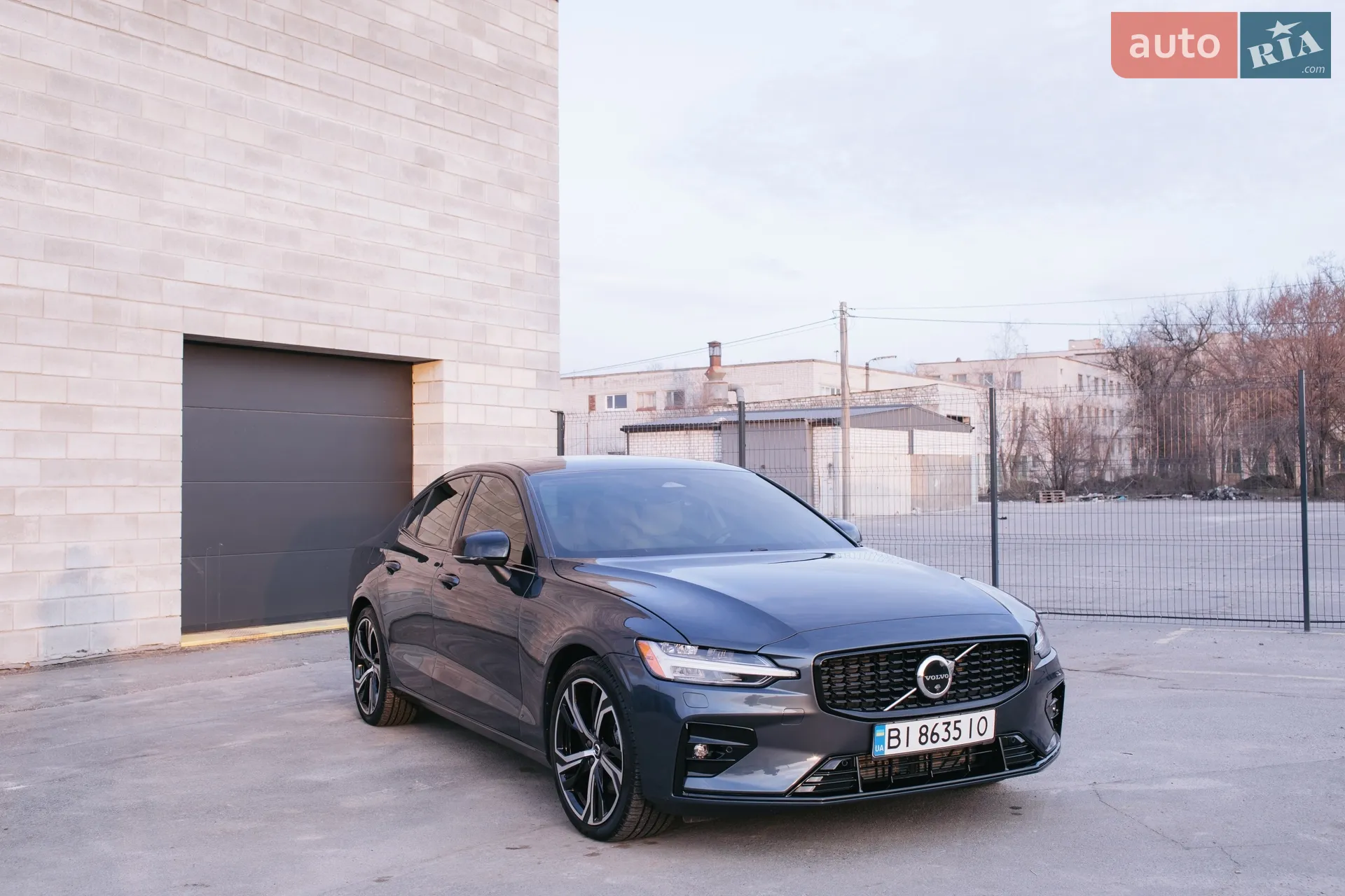 2023 Volvo S60 - мініатюра 14